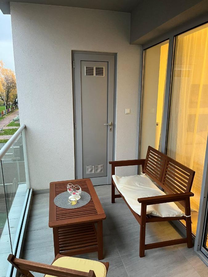 Апартаменты Studio Apartman Implex Джяково Экстерьер фото